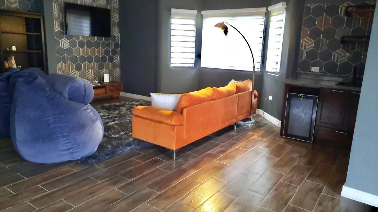 Priory Deluxe Hartland Holiday Homes 0*,  ג'מייקה